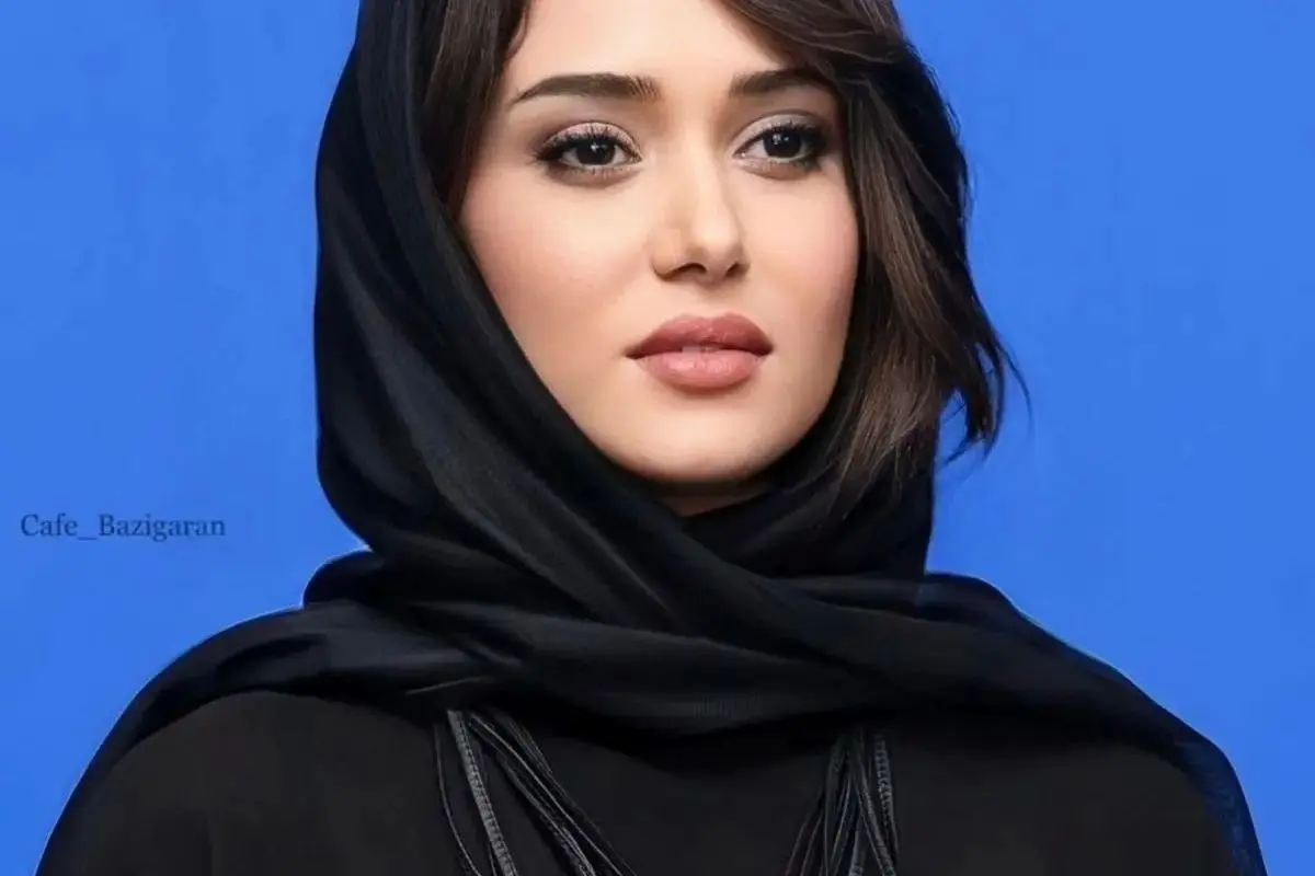 جشن تولد مجلل و باشکوه پریناز ایزدیار در خانه شخصی با تم گل رز + تصاویر و جزئیات