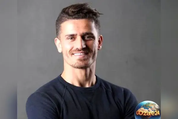 وریا غفوری کاپیتان استقلال با لباس کردی در روز تولد، نشان‌دهنده هویت و فرهنگ کردی