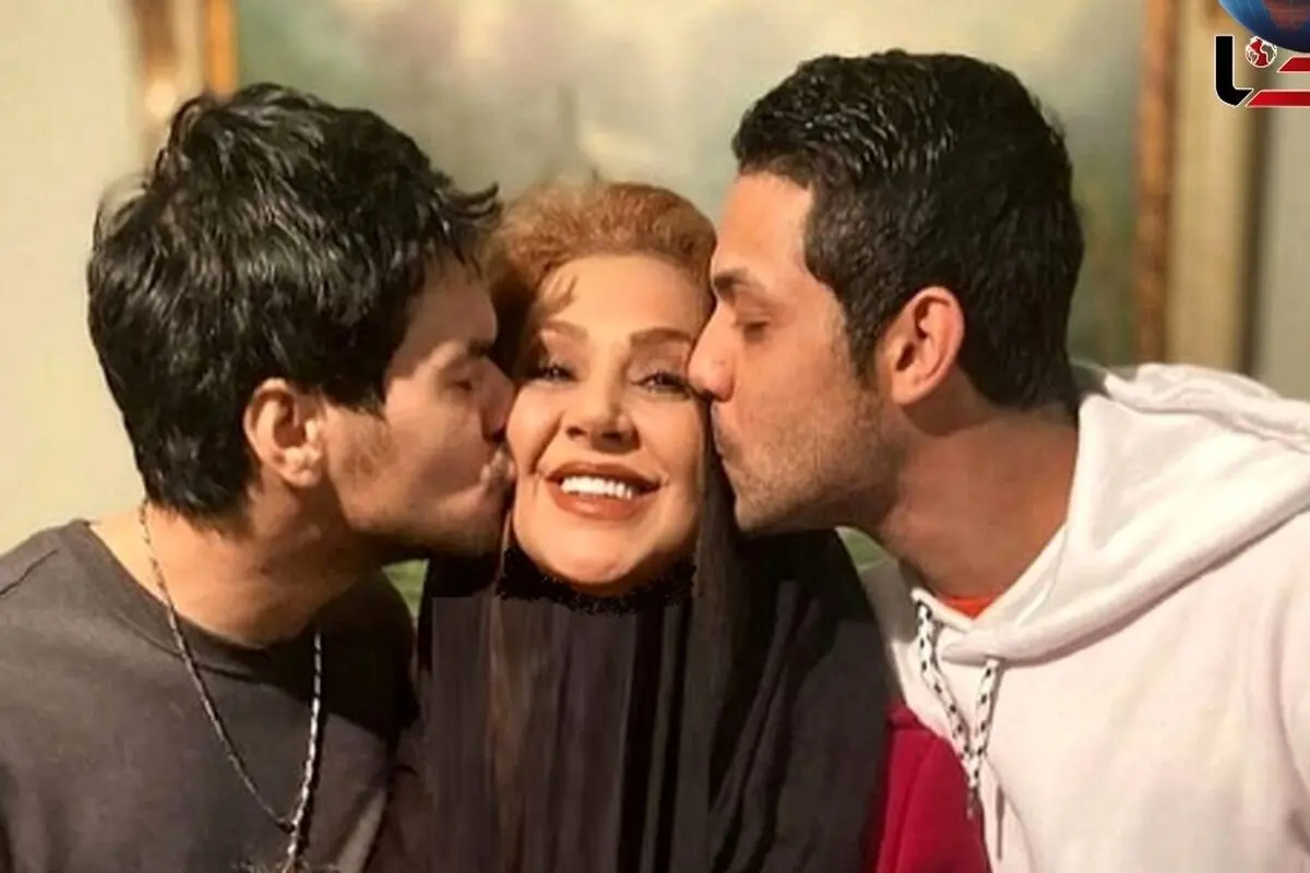 چیدمان لوکس و ایرانی میز شام تولد 56 سالگی نسرین مقانلو با غذاهای اصیل و دکوراسیون بی‌نظیر