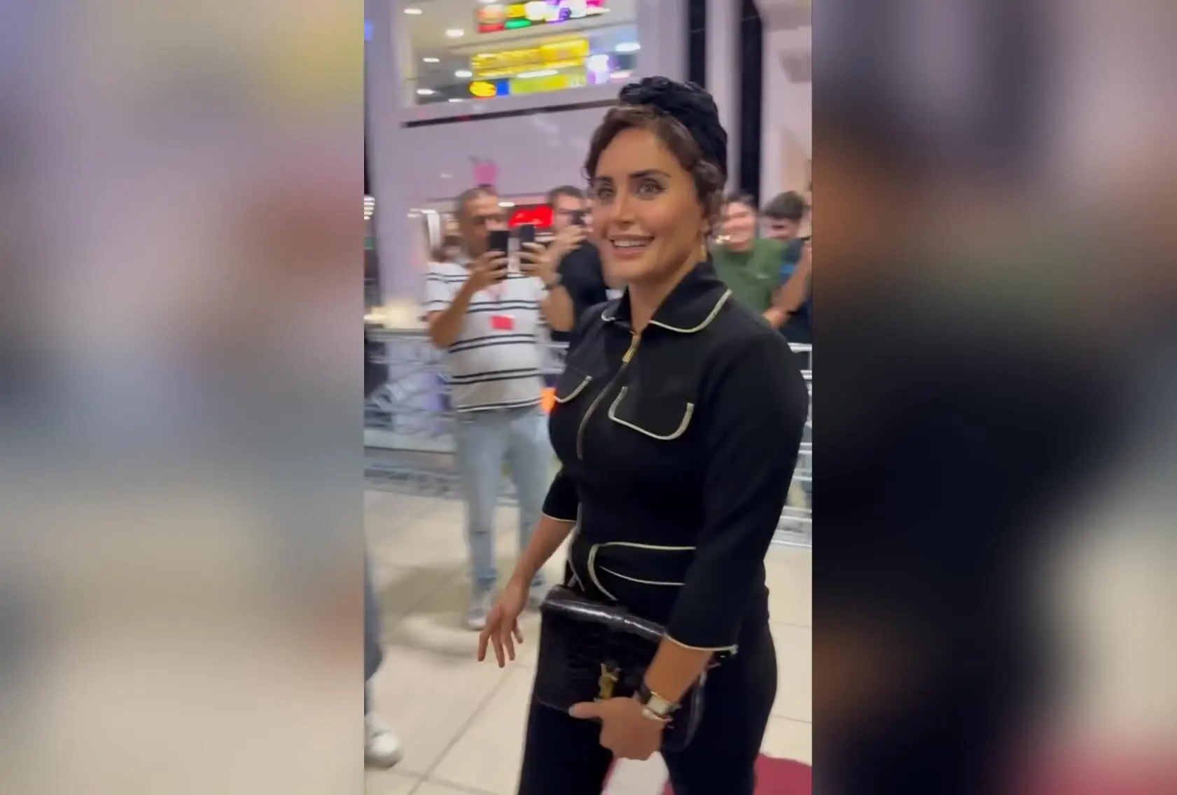 اکران مردمی «گوزن‌های اتوبان» با حضور الناز شاکردوست و ستاره‌های سینما در پردیس کوروش