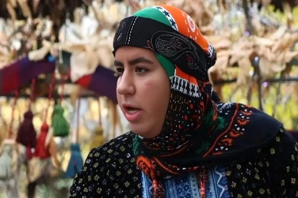 بیوگرافی صهبا شرافتی (رونی کلمن) و عکس‌های جدید و کیوت از بازیگر جوان «نون خ»