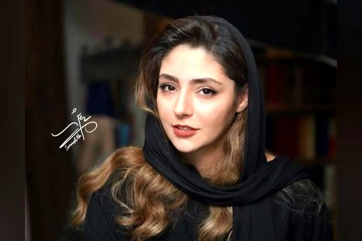 طراحی لطیف و الهام‌بخش از ژاپن توسط هستی مهدوی با میز چوبی و ظروف منحصر به فرد