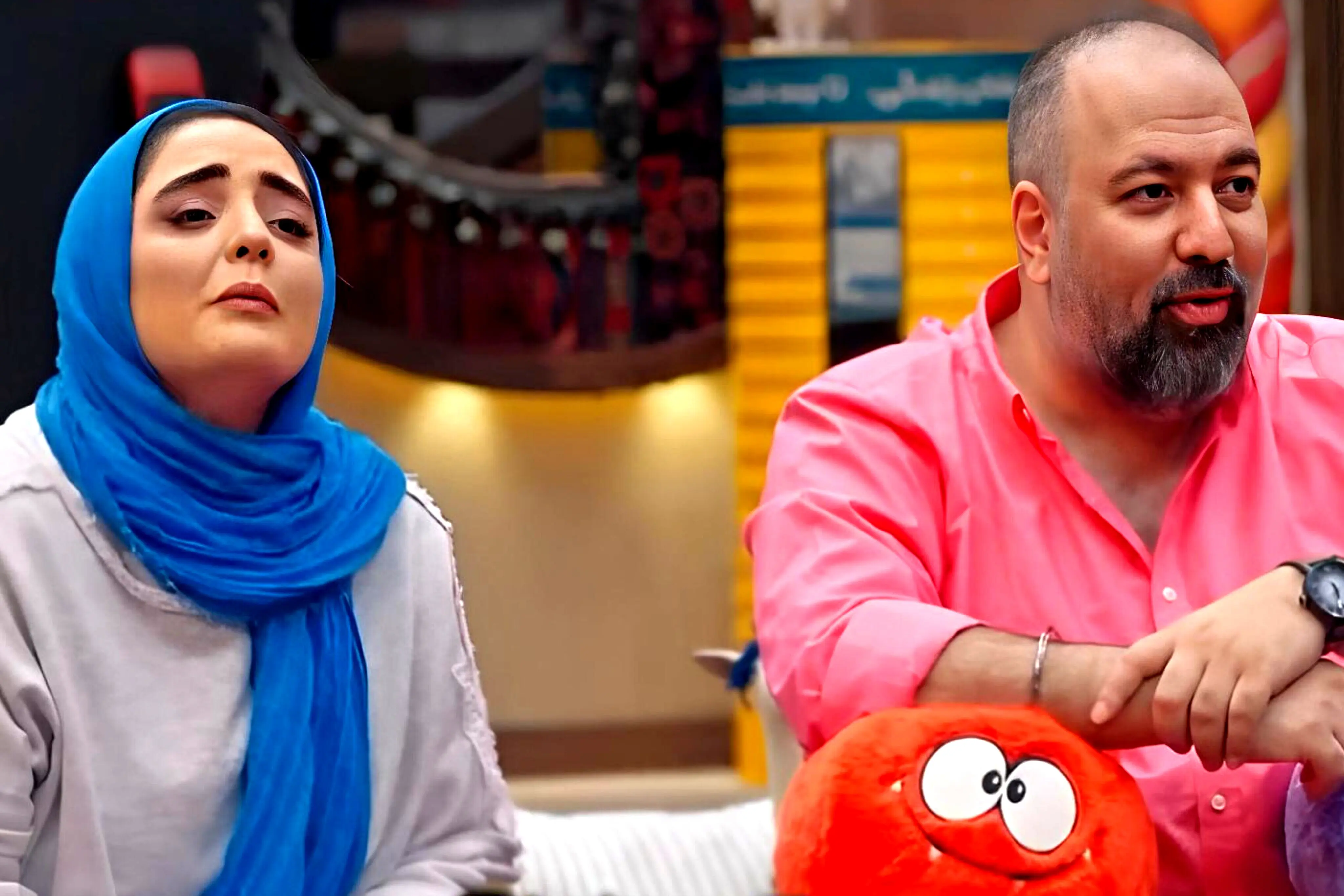 نرگس محمدی: مگه گل بزنی اخراجت نمی‌کنن؟! سوالات عجیب غریب محمدی همه را بهت زده کرد!