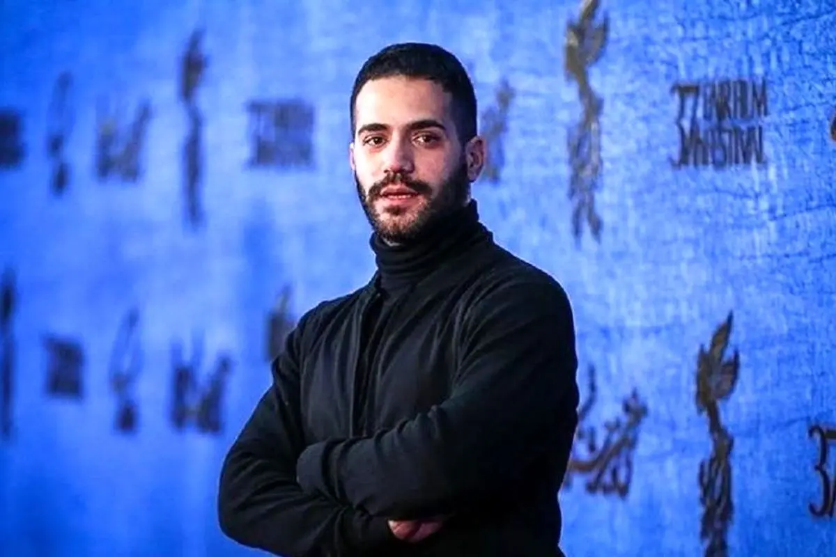 عکس جدید محمد ولیزادگان در نقش بردیای سریال گردن زنی با استایل بهاری و ساعت لوکس + جزئیات
