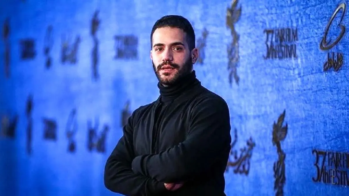عکس جدید محمد ولی‌زادگان در نقش بردیای سریال گردن زنی با استایل بهاری و ساعت لوکس + جزئیات