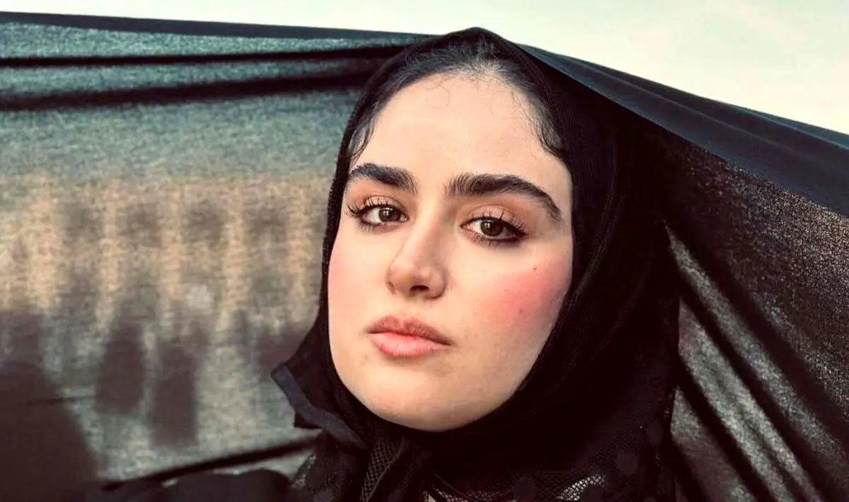 هانیه غلامی بازیگر سریال یزدان در مراسم عاشورا؛ عکس‌های دیدنی و بیوگرافی کامل