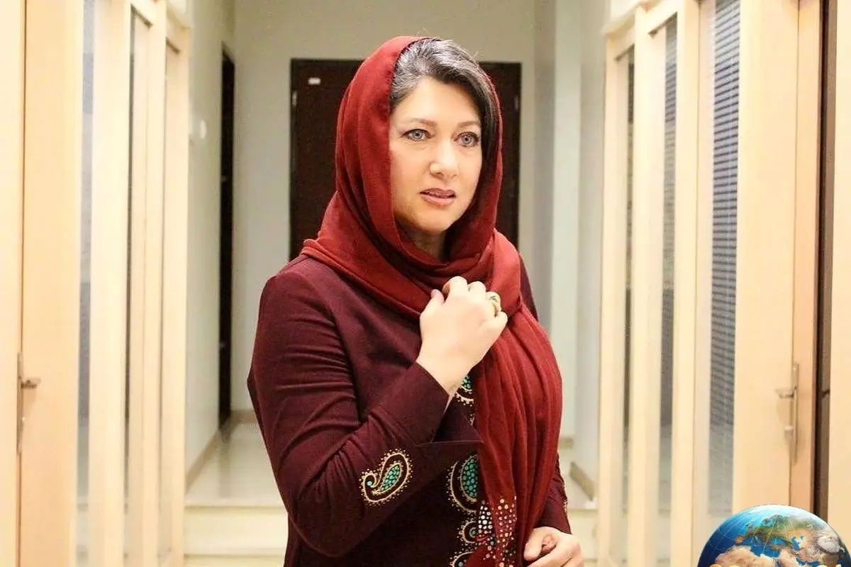 بیوگرافی کامل فریبا متخصص، بازیگر برتر ایران با زندگی خصوصی، جوایز و عکس‌های دیدنی