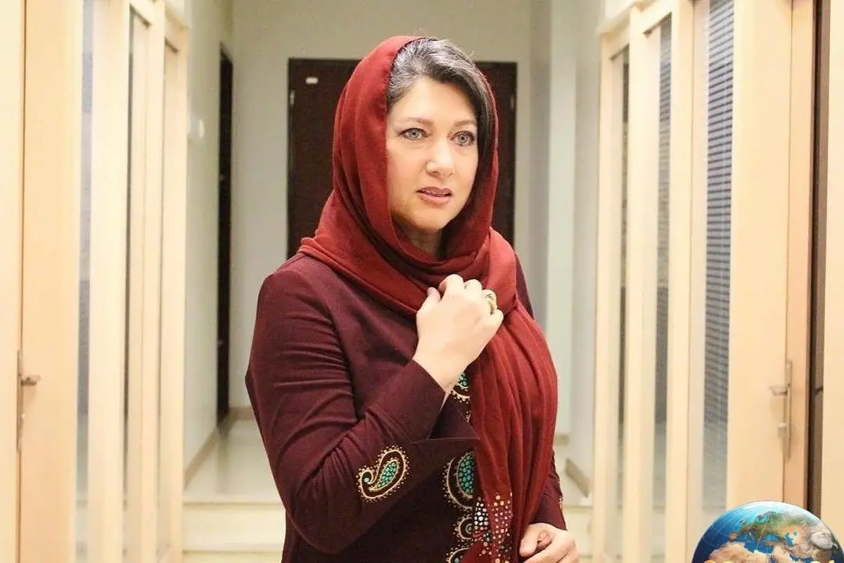 بیوگرافی کامل فریبا متخصص، بازیگر برتر ایران با زندگی خصوصی، جوایز و عکس‌های دیدنی