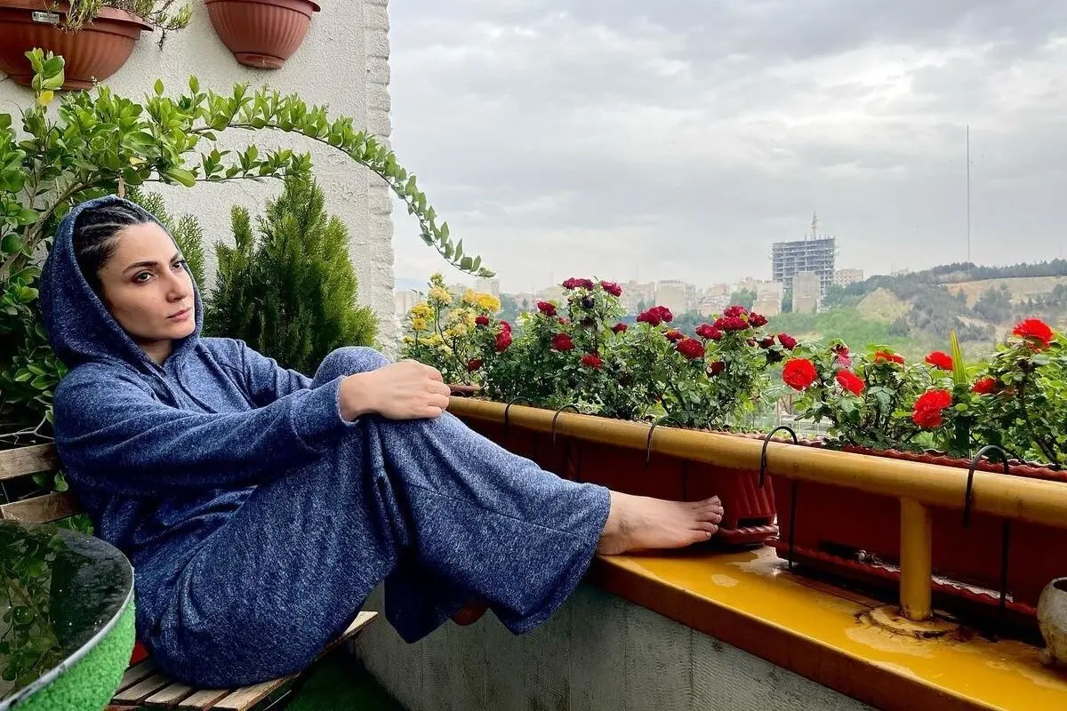 تصاویر خیره‌کننده سمیرا حسن‌پور در منظره‌ای رؤیایی با استایل بی‌نظیر و پیام آرزو کن!