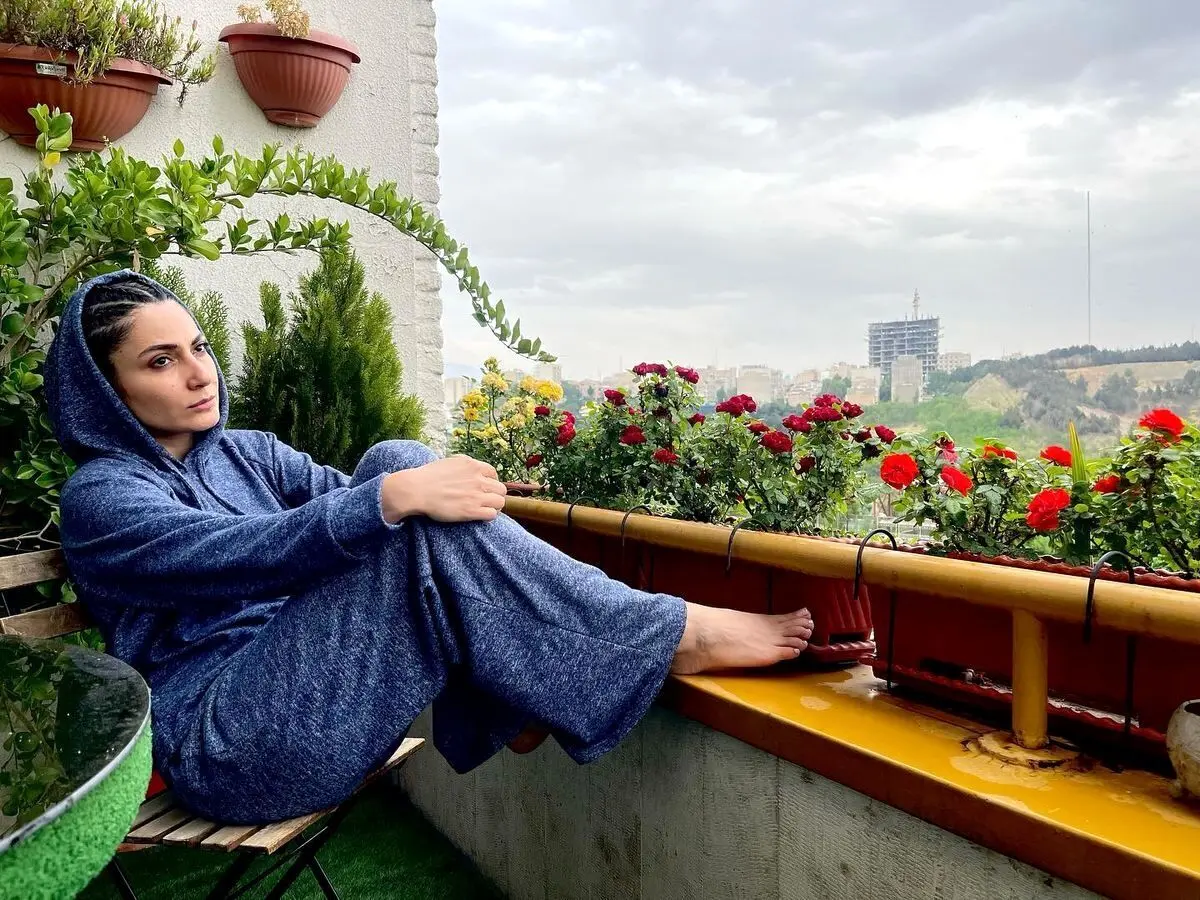 تصاویر خیره‌کننده سمیرا حسن‌پور در منظره‌ای رؤیایی با استایل بی‌نظیر و پیام آرزو کن!