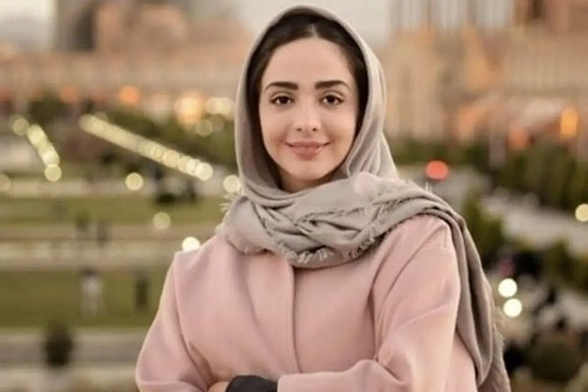 جشن تولد خلوت و به یادماندنی المیرا دهقانی در کنار یاسمن سریال لحظه گرگ و میش
