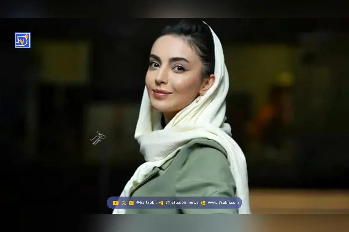 مهشید جوادی، بازیگر جوان و خوش‌تیپ ایرانی، تولد دو سالگی‌اش را در سال ۷۶ با آلبومی خاص جشن گرفت