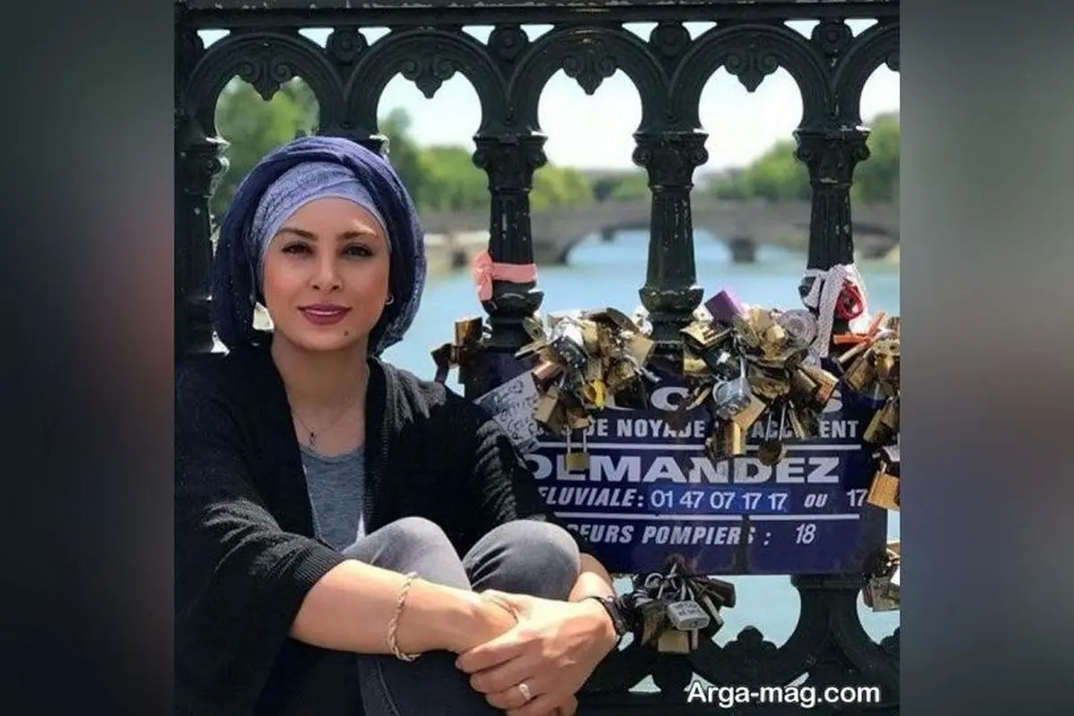 تصاویر جدید حدیثه تهرانی در کافه سبز و مینیمال؛ استایل خاص در محیطی خلوت و ساده