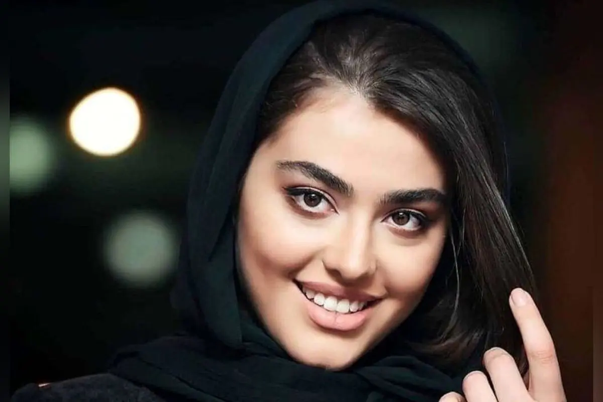 تصاویر جدید ریحانه پارسا از خانه لوکس و مدرنش، طراحی داخلی مینیمال و آرامش‌بخش