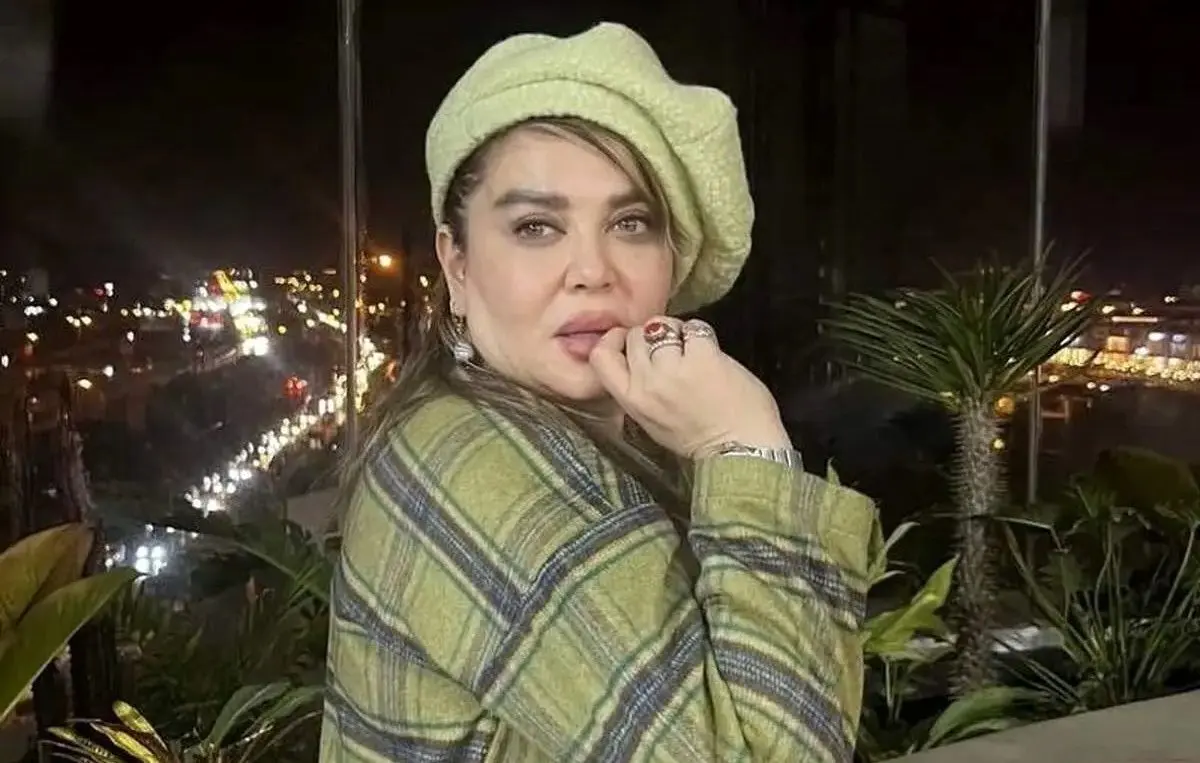 خانه هنرمندانه بهاره رهنما؛ ترکیبی از رنگ‌های گرم، آثار هنری خاص و چیدمان منحصر به فرد