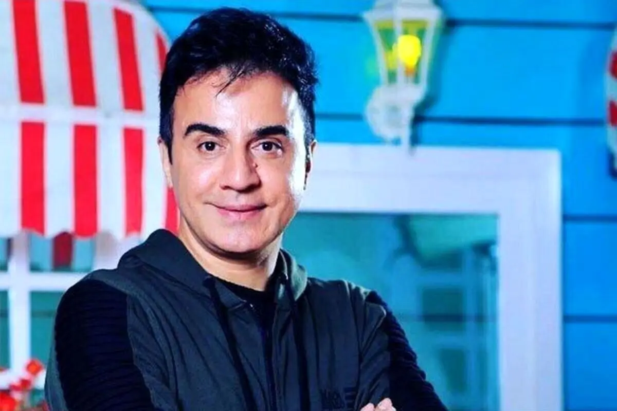 عموپورنگ با استایل ۱۸ سالهها در زمین چمن باشگاه بدنسازی دیده شد + ویدیوی جدید