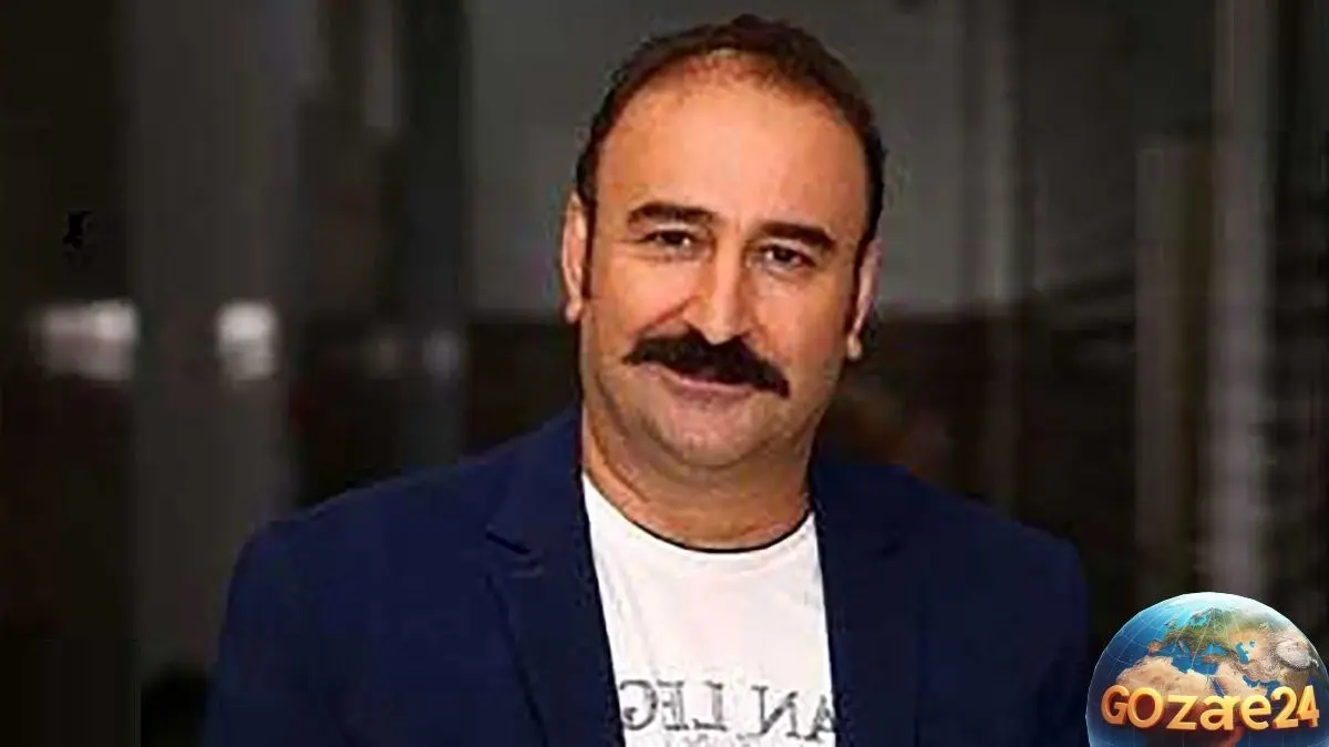 تصویر جدید مهران احمدی در کنار خانواده‌اش؛ شباهت دخترش به خودش و لحظات عاشقانه بازیگر محبوب