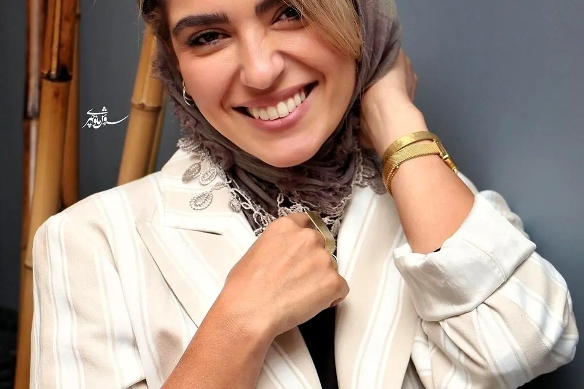 مونا کرمی در پارک‌گردی تابستانی با استایل ایرانی و المان‌های فرهنگی در صفحه شخصی