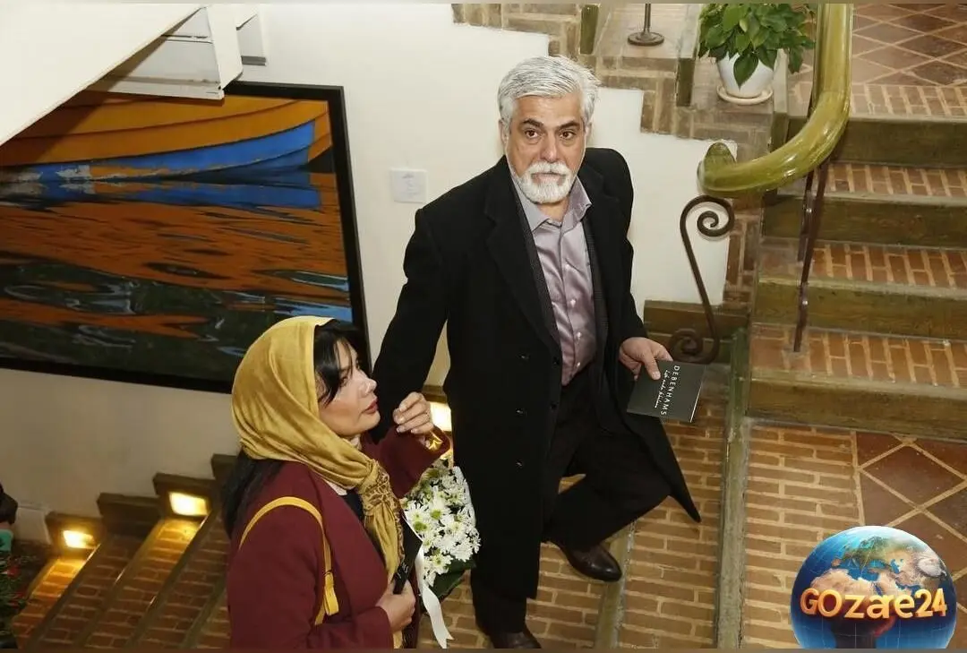 خانه هنری و آرام عاطفه رضوی و حسین پاکدل با چیدمان ساده، طبیعت و کتابخانه بزرگ