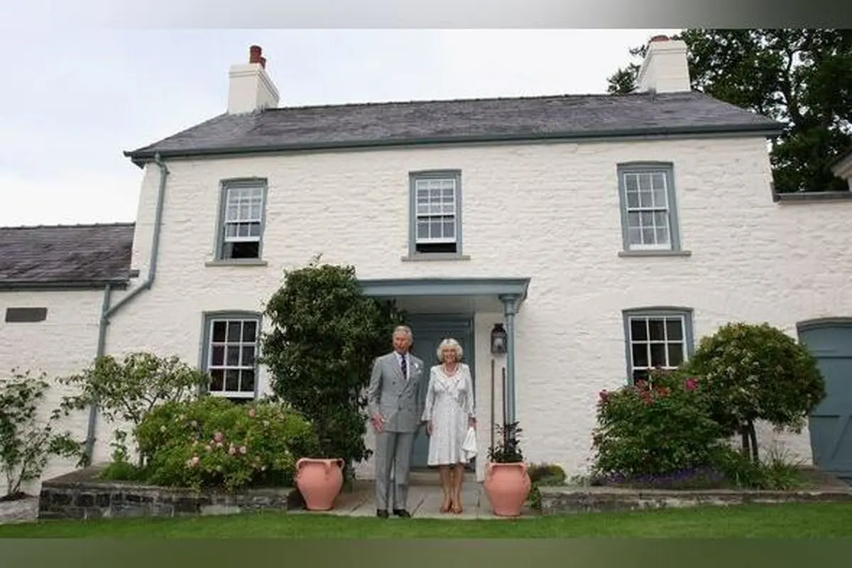 راز فاصله عاطفی شاه چارلز و ملکه کامیلا در خانه‌های جدا؛ حقیقتی پنهان در دل خاندان سلطنتی