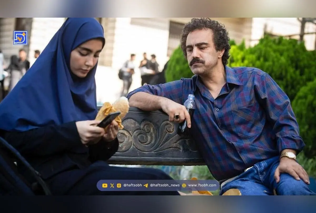 استایل خیابانی و اسپرت سنا حسینی در جدیدترین عکس، نگاه‌ها را معطوف خود کرد