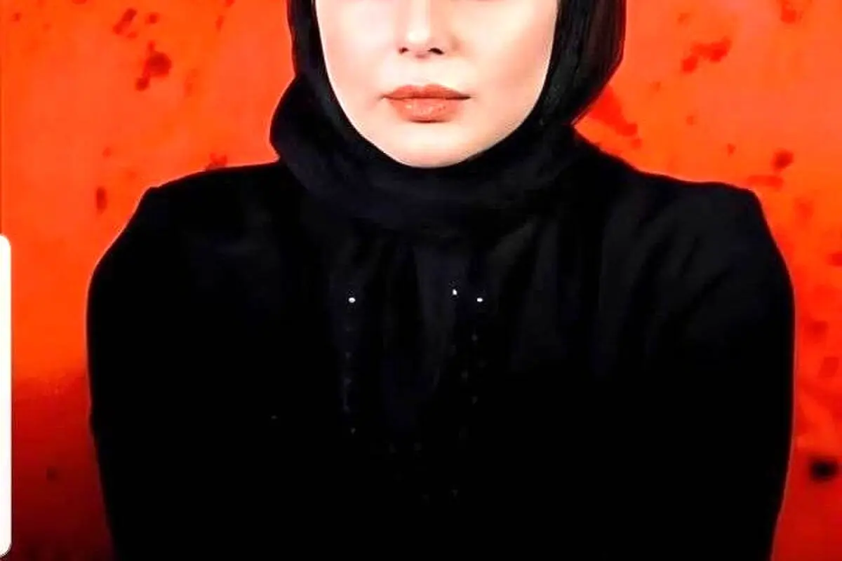 رعنا آزادی‌ور همسر مهدی پاکدل در غم از دست دادن پدر؛ در سوگ و اندوهی عمیق