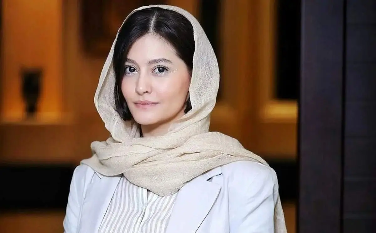 مادر واقعی پردیس احمدیه؛ زیبایی و هنر از مادر به دختر رسیده است + عکس خانوادگی