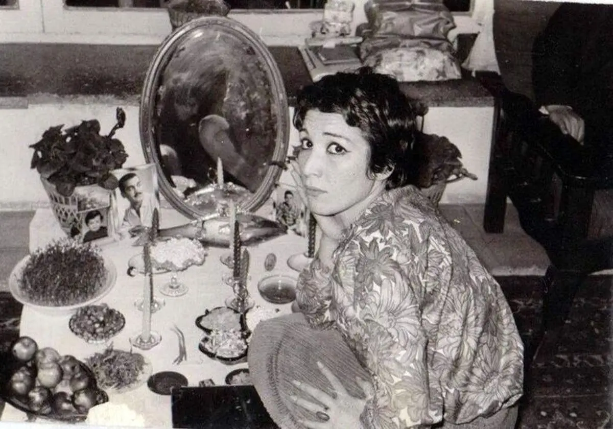 عکس نادر و خاص از شب عروسی فروغ فرخزاد و پرویز شاپور در سال ۱۳۳۰