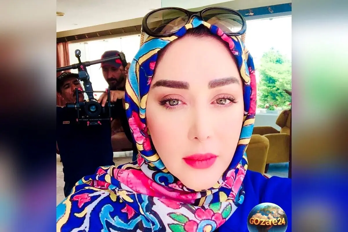 سارا منجزی‌پور با استایل شیک و خوشرنگ در جدیدترین سلفی اینستاگرامش!