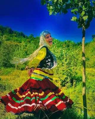 چهره متفاوت غزاله اکرمی خارج از سریال سوجان؛ زیبایی واقعی که تلویزیون نشان نداد!