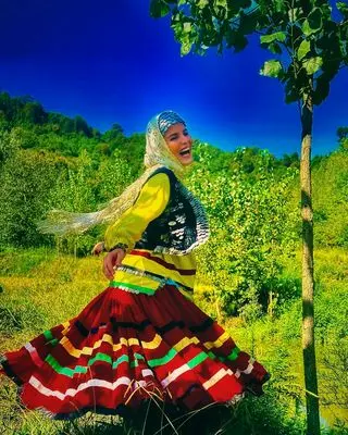 چهره متفاوت غزاله اکرمی خارج از سریال سوجان؛ زیبایی واقعی که تلویزیون نشان نداد!