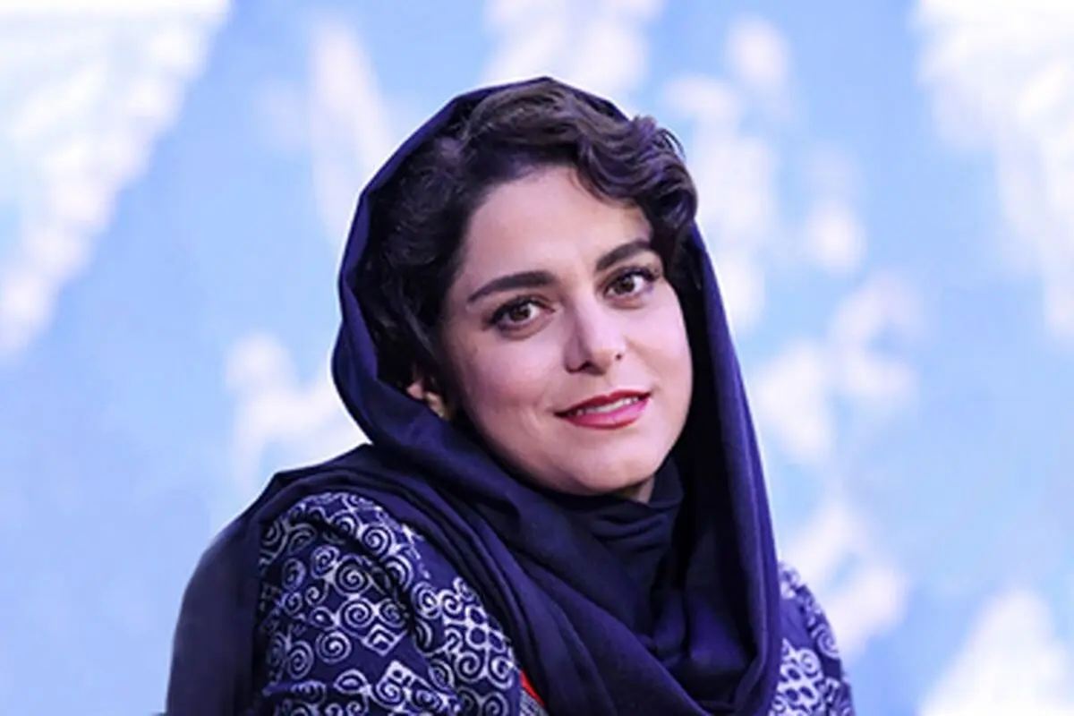 عکس جدید غزل شاکری در کنار مزار صائب تبریزی؛ بازیگر محبوب سینما در کنار شاعر بزرگ ایرانی