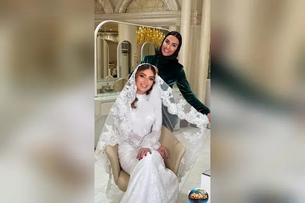 عکس جذاب متین ستوده با تدارک جینجر برد یلدایی برای شب‌نشینی با همسرش کامران تفتی + استایل خلاقانه و خاص