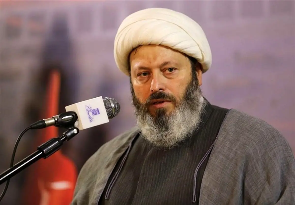 عکس جدید قاسمیان مجری محفل پس از آزادی از زندان عربستان | وضعیت کنونی و جزئیات بازگشت