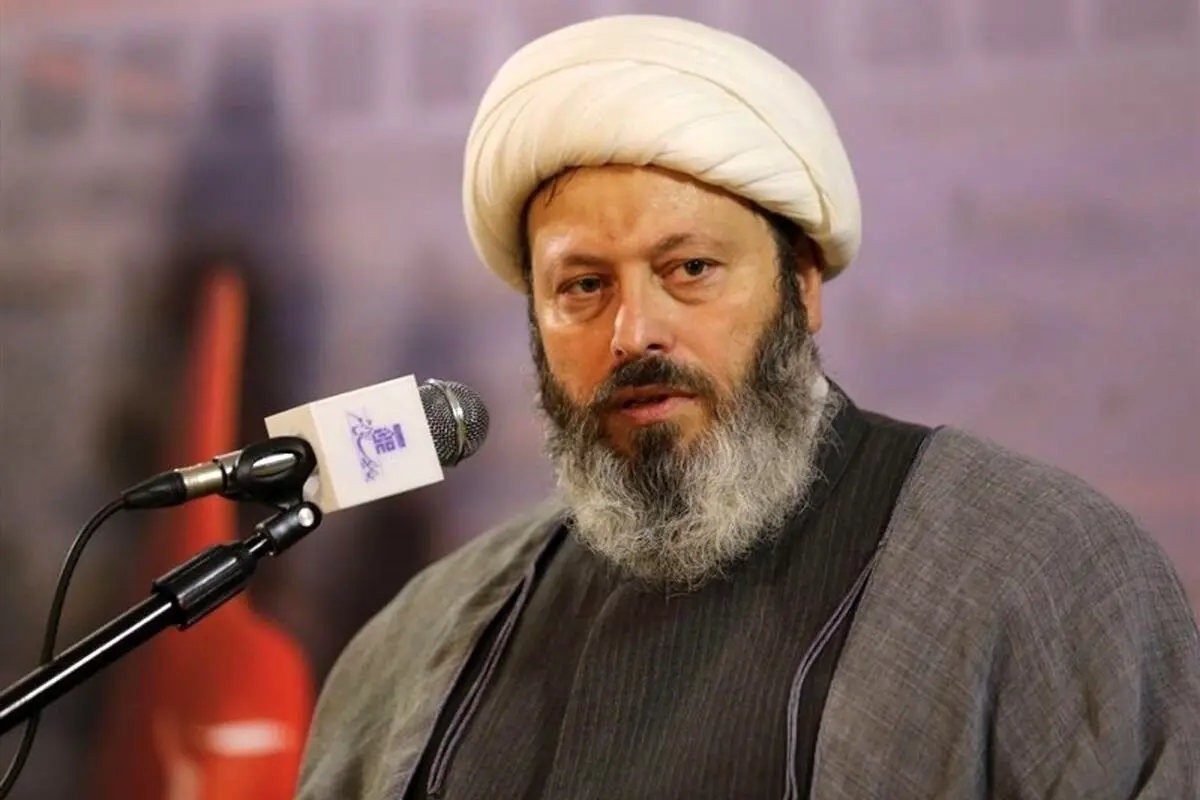 عکس جدید قاسمیان مجری محفل پس از آزادی از زندان عربستان | وضعیت کنونی و جزئیات بازگشت