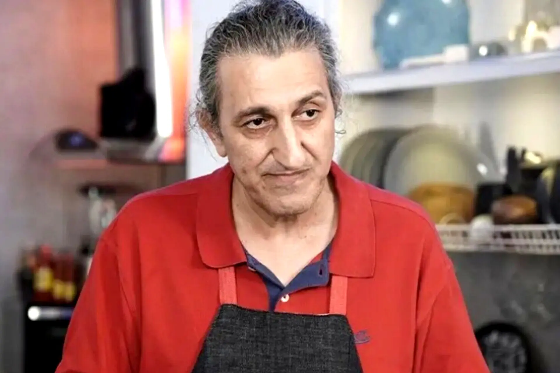 خانه مجلل و نوستالژیک یوسف صیادی؛ ترکیبی از مبلمان سلطنتی، فرش ایرانی و فضای گرم و صمیمی