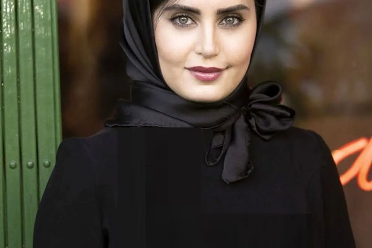 عکس دیده نشده الناز شاکردوست کنار خانم و آقای خوشتیپ و جذاب | جدیدترین تصویر الناز شاکردوست در کنار ستاره‌های محبوب