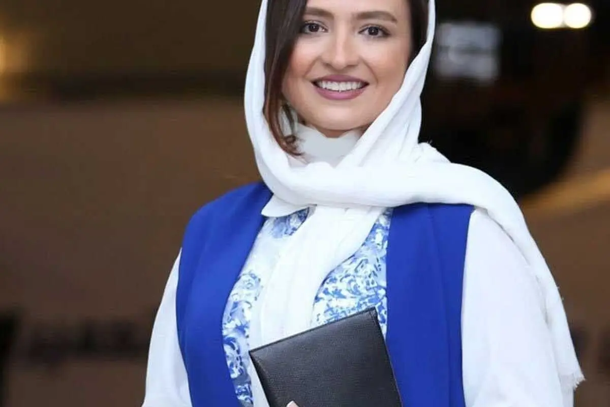 گلاره عباسی در جزیره هرمز با لباس محلی و نقاب بندری؛ تماشای استایل و زیبایی طبیعی بازیگر محبوب