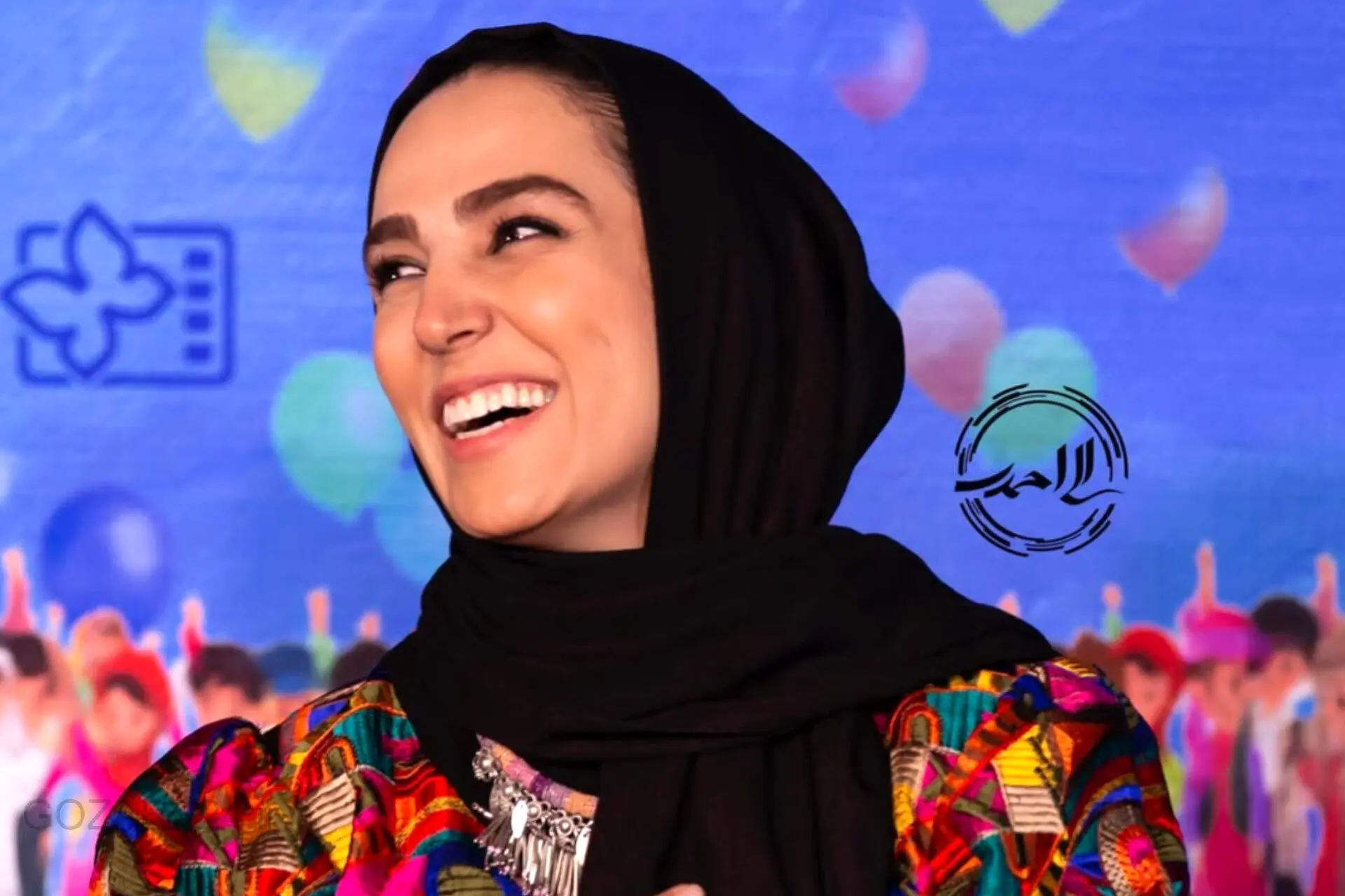 بازگشت به خاطرات کودکانه: سوگل طهماسبی و جمشید مشایخی در کنار معلم دبستان، نوستالژی خاطرات‌ساز