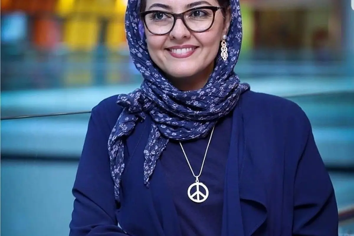 تصویر بینظیر نقاشی آناهیتا همتی با خلاقیت هنرمندانه و تابلوی رنگارنگ، تحسین همگان را برانگیخت