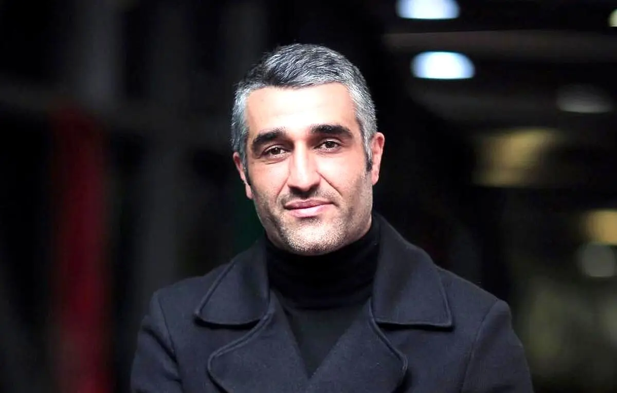 تصویر قدیمی پژمان جمشیدی در لباس فوتبالی مقابل باشگاه پرسپولیس؛ لحظه‌ای نادر و دیدنی از گذشته ستاره فوتبال و هنر