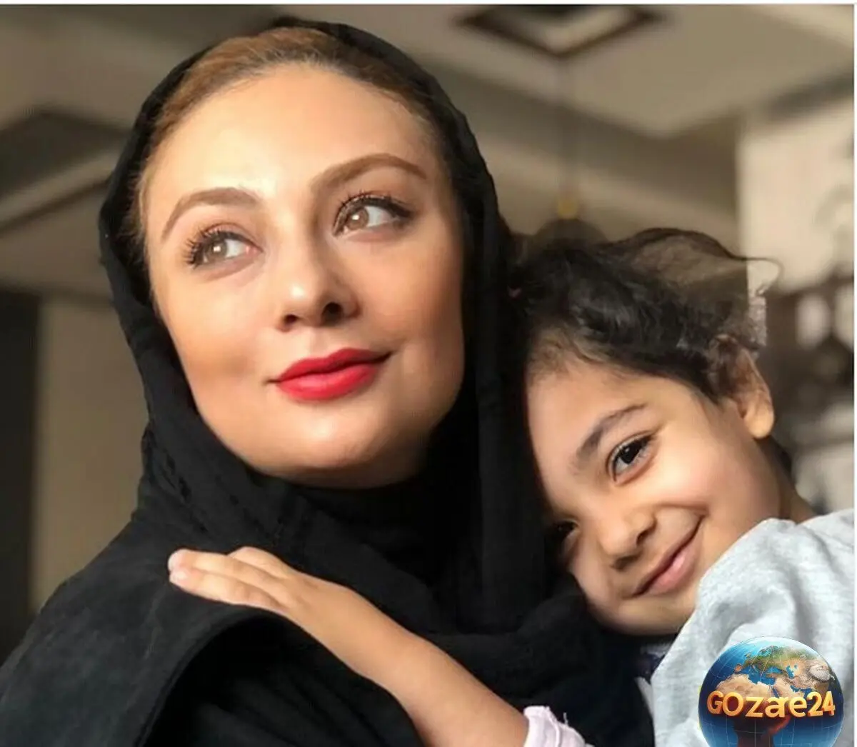 عکس نادر و دیده نشده یکتا ناصر در دوران راهنمایی با یونیفورم مدرسه و معصومیت نوجوانی در چشمانش