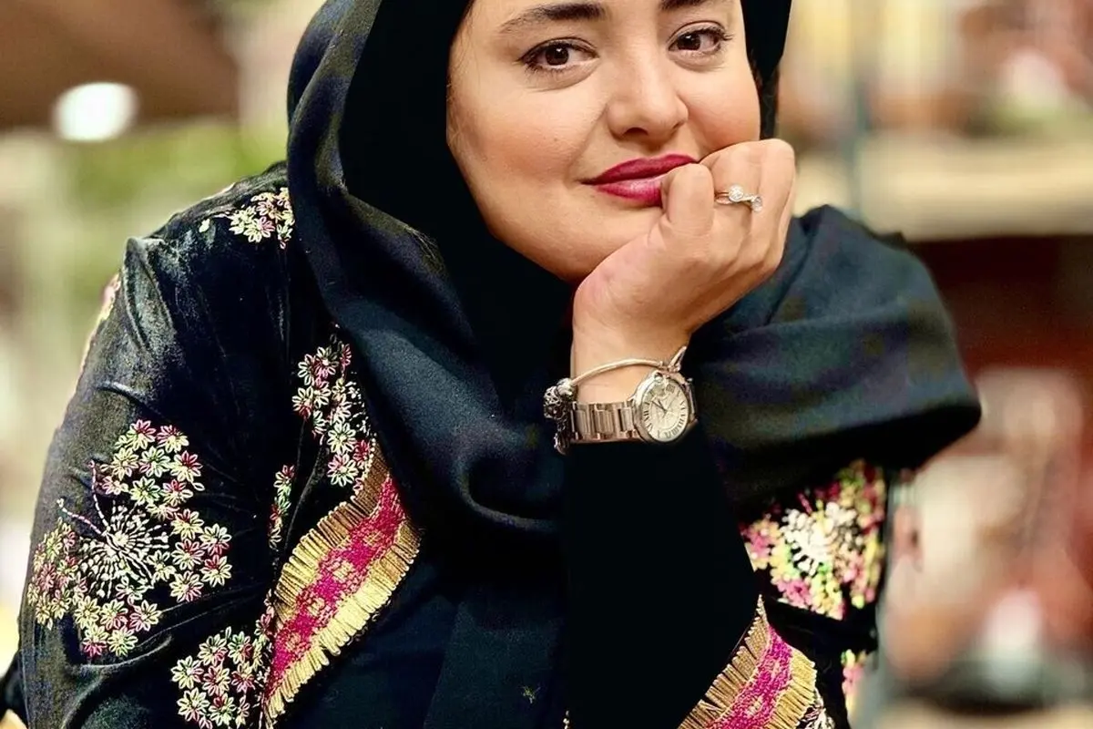 رونمایی از حلقههای نشان و ازدواج نرگس محمدی با نگین الماس، طراحی ظریف و منحصر به فرد + عکس