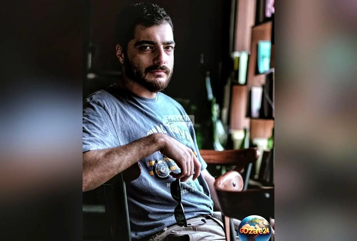گشت و گذاری در خانه هنری سجاد بابایی بازیگر سریال شغال: دکوراسیونی پر از آلات موسیقی، کتابخانه و لوسترهای اعیانی