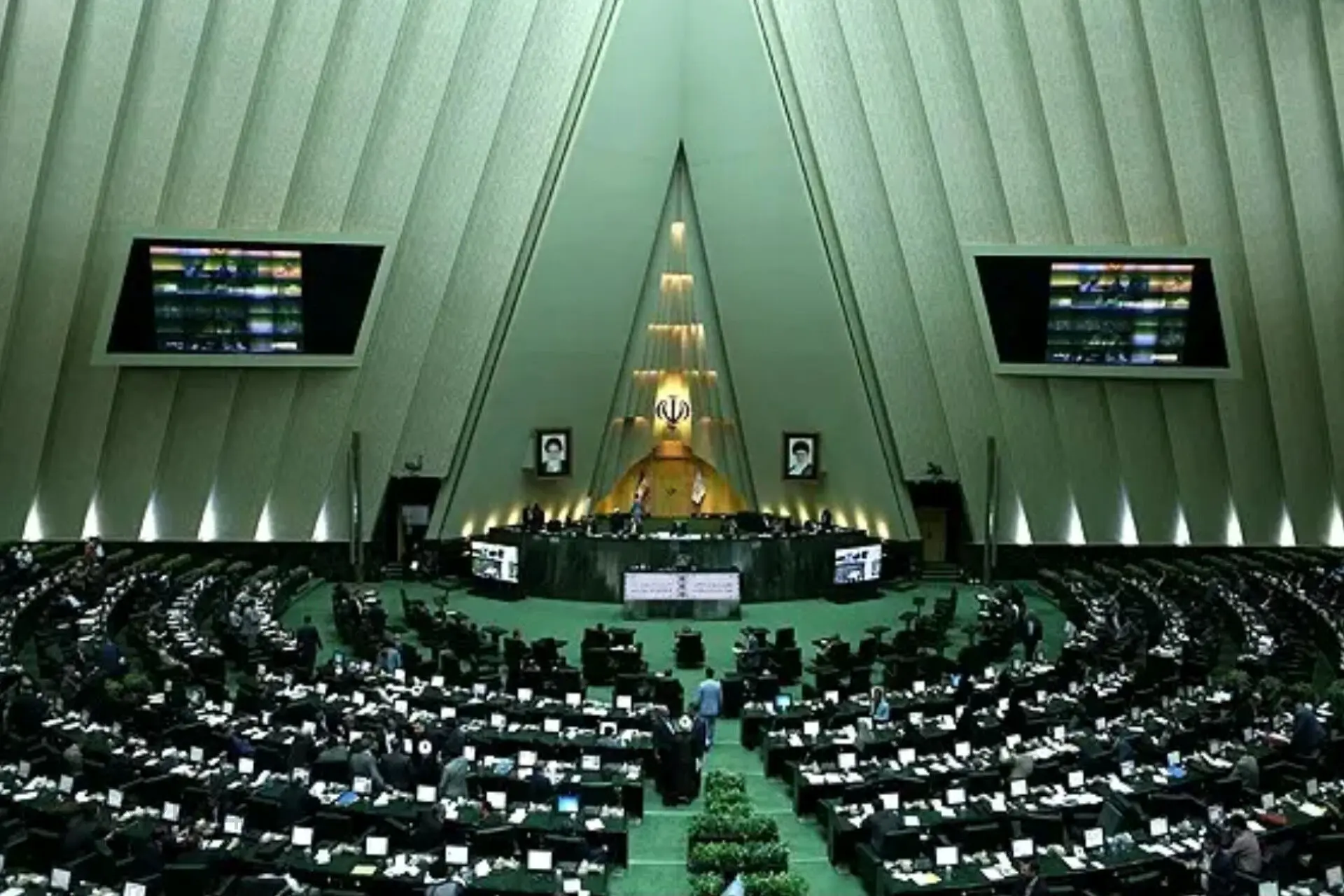 پیام‌های رسمی تبریک روز مجلس | بزرگداشت شهید آیت‌الله مدرس