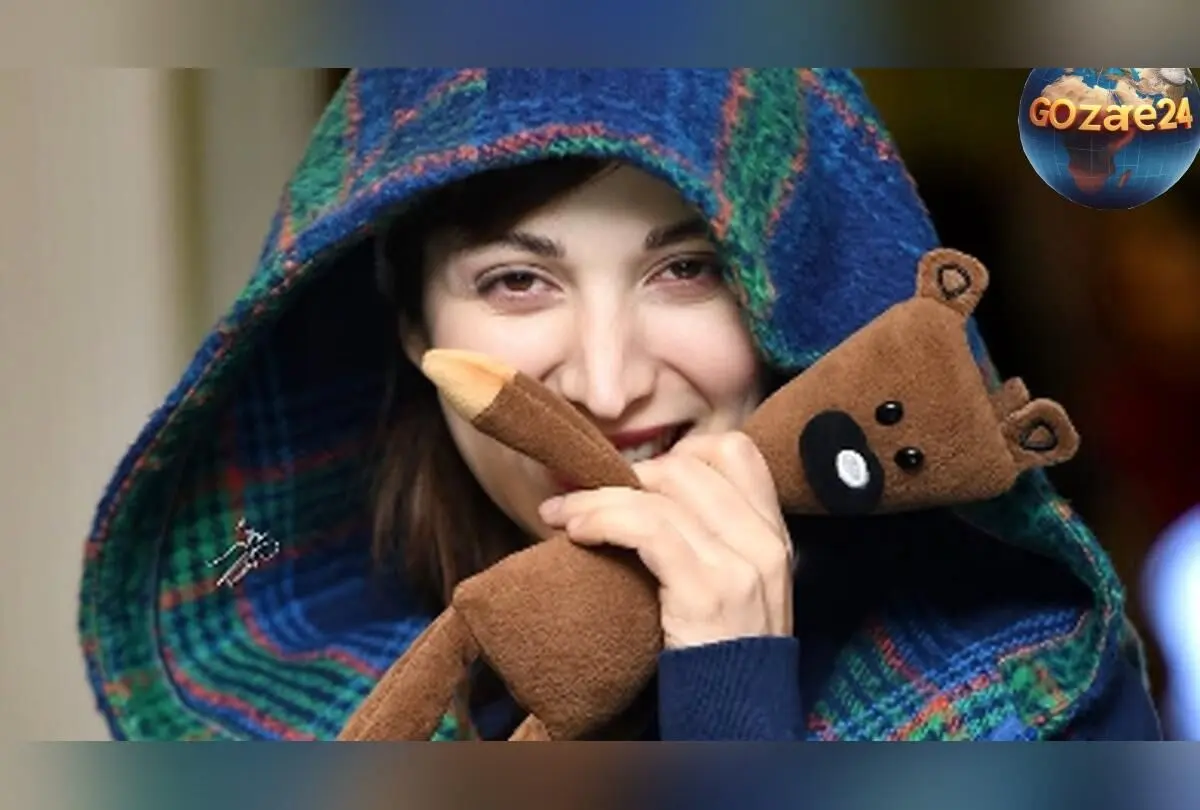 روشنک گرامی با عروسک تدی مستربین: ژست‌های بامزه و بانمک، دختری قوی که سرطان را شکست داد