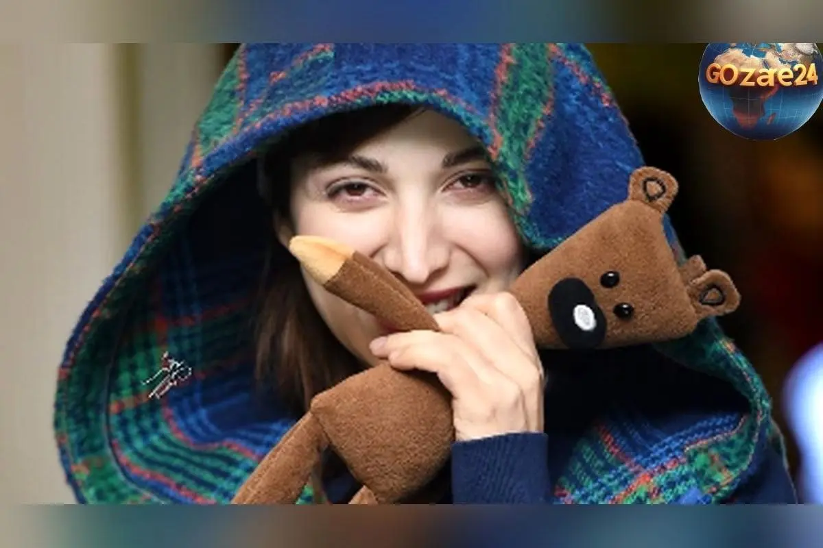 روشنک گرامی با عروسک تدی مستربین: ژست‌های بامزه و بانمک، دختری قوی که سرطان را شکست داد