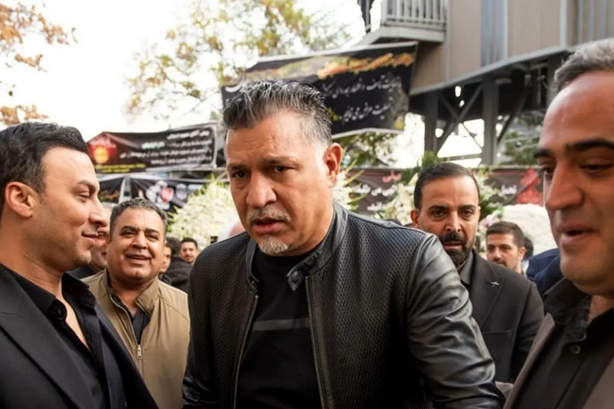 از علی دایی تا امیر قلعه‌نویی؛ حضور چهره‌های مطرح ورزشی و سینمایی در مراسم ترحیم مادر حمید استیلی