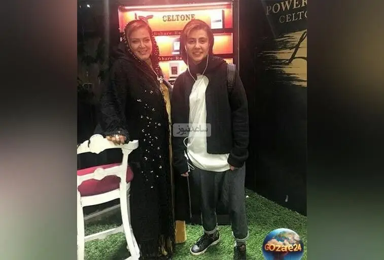 نگاهی به استایل متفاوت و عجیب دختر بهاره رهنما با دسته‌گلی بزرگ در کوچه + عکس