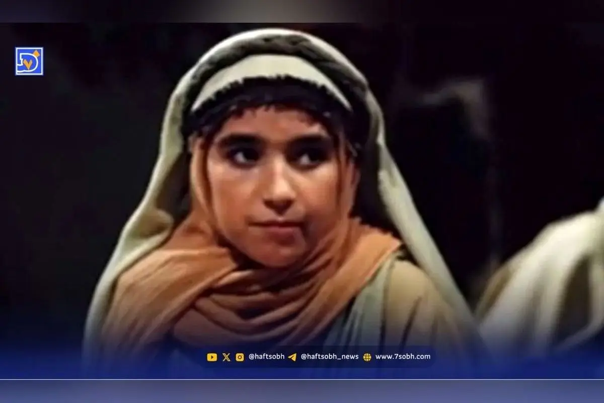 عکس جدید آیدا تبیانیان در کنار برج ایفل در سن ۳۳ سالگی | سفر در زمان بازیگر «دینه، خواهر یوسف»